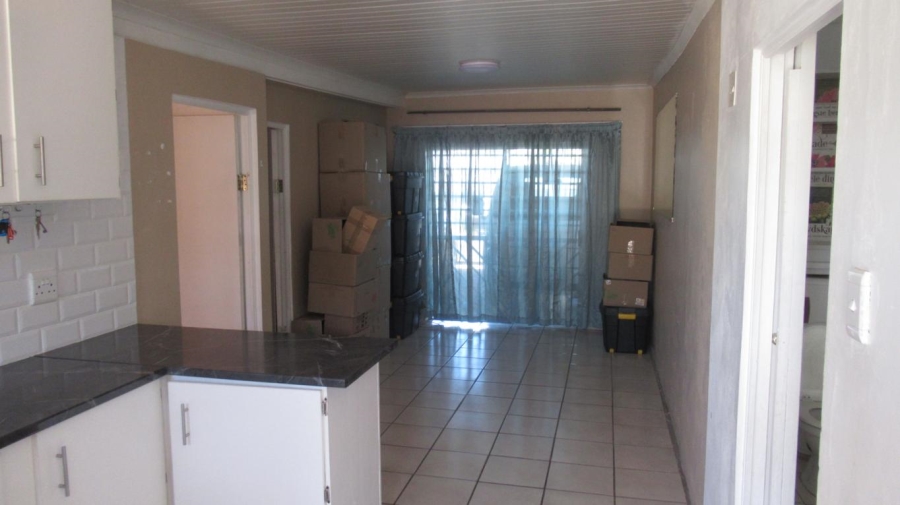 4 Bedroom Property for Sale in Windsor Park Western Cape